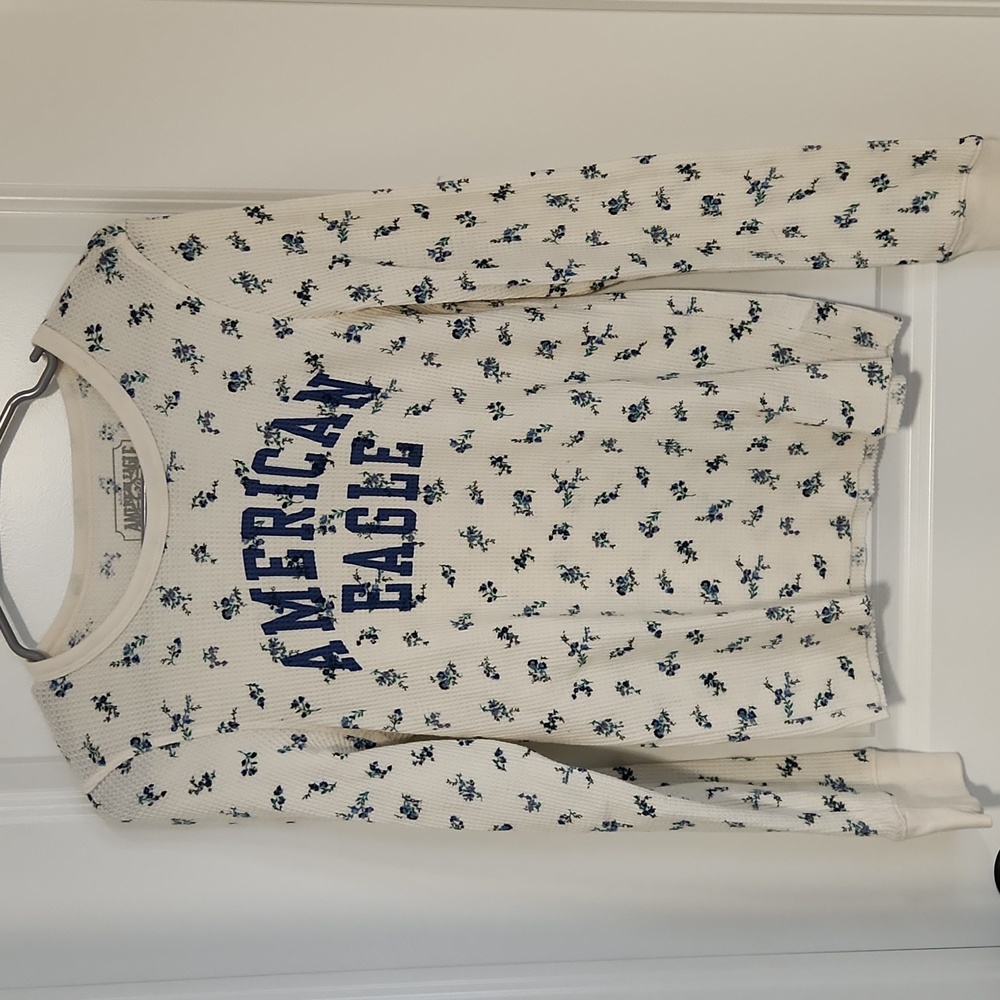 Never Worn-american eagle waffled long sleeve top